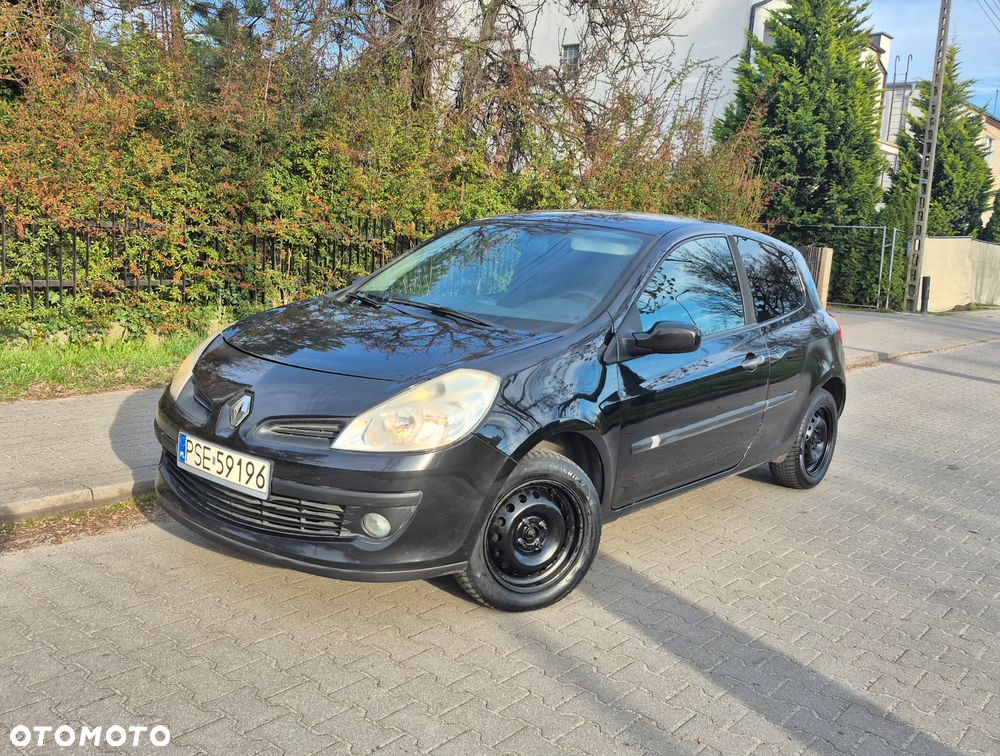 Renault Clio 1.5 dCi All Inclusive - 1