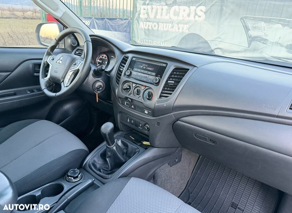 Mitsubishi L200 Double Cab 2.2 DI-D M/T Instyle - 19