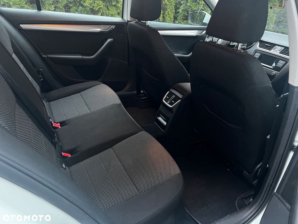 Skoda Octavia 2.0 TDI Ambition - 10