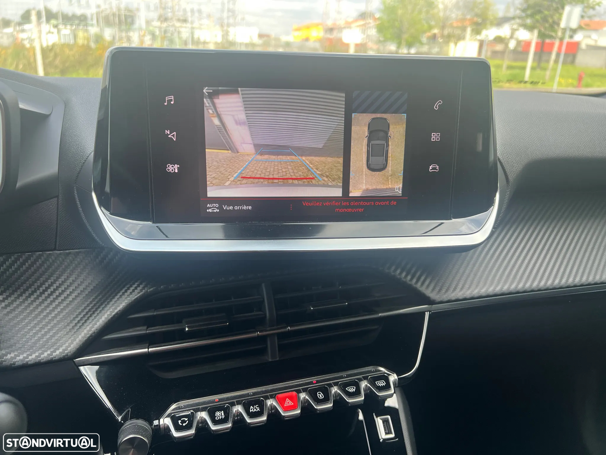 Peugeot 2008 PureTech 130 EAT8 Allure - 8