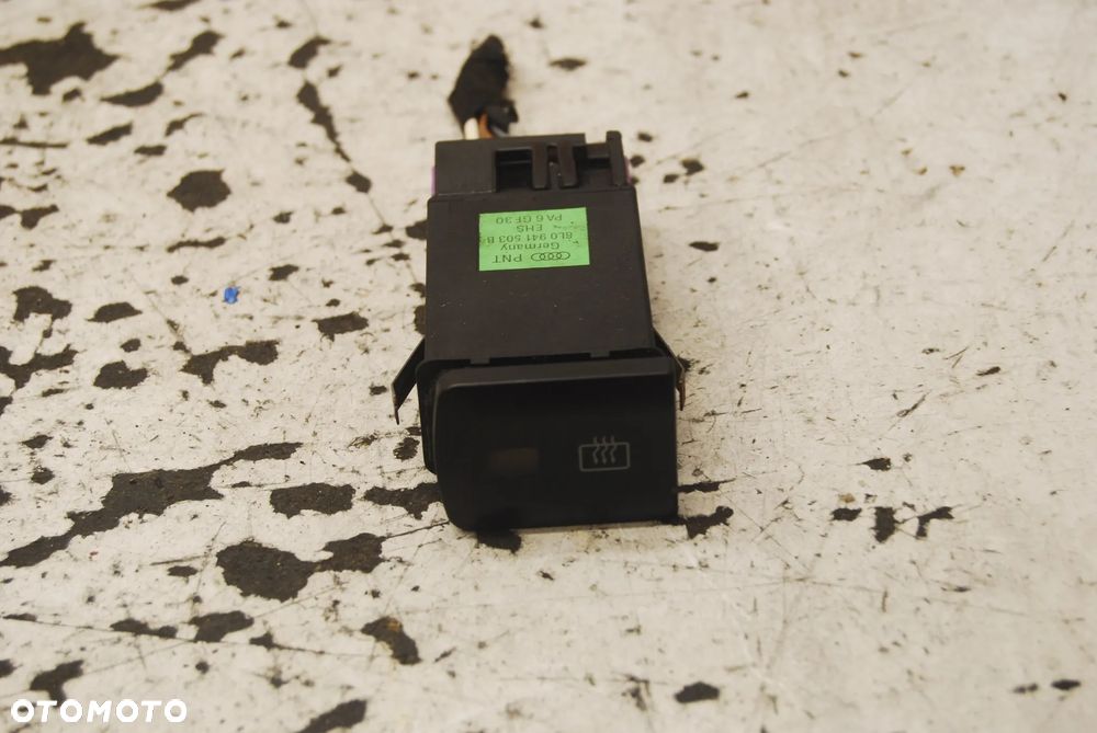 PRZEŁĄCZNIK WŁĄCZNIK PODGRZEWANIA  8L0941503A AUDI A3 8L 8L0941503B - 7