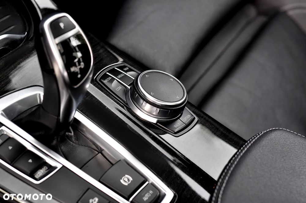 BMW X3 xDrive28i Sport-Aut M Sport - 28