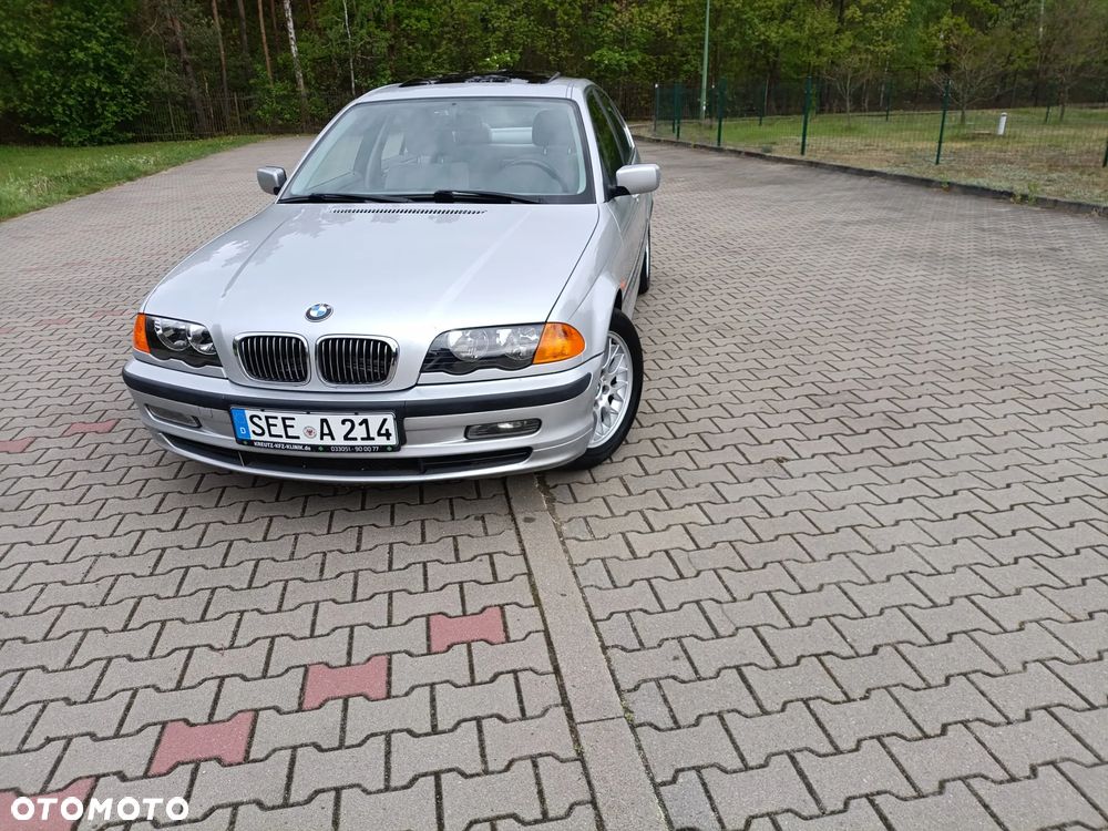 BMW Seria 3 - 1