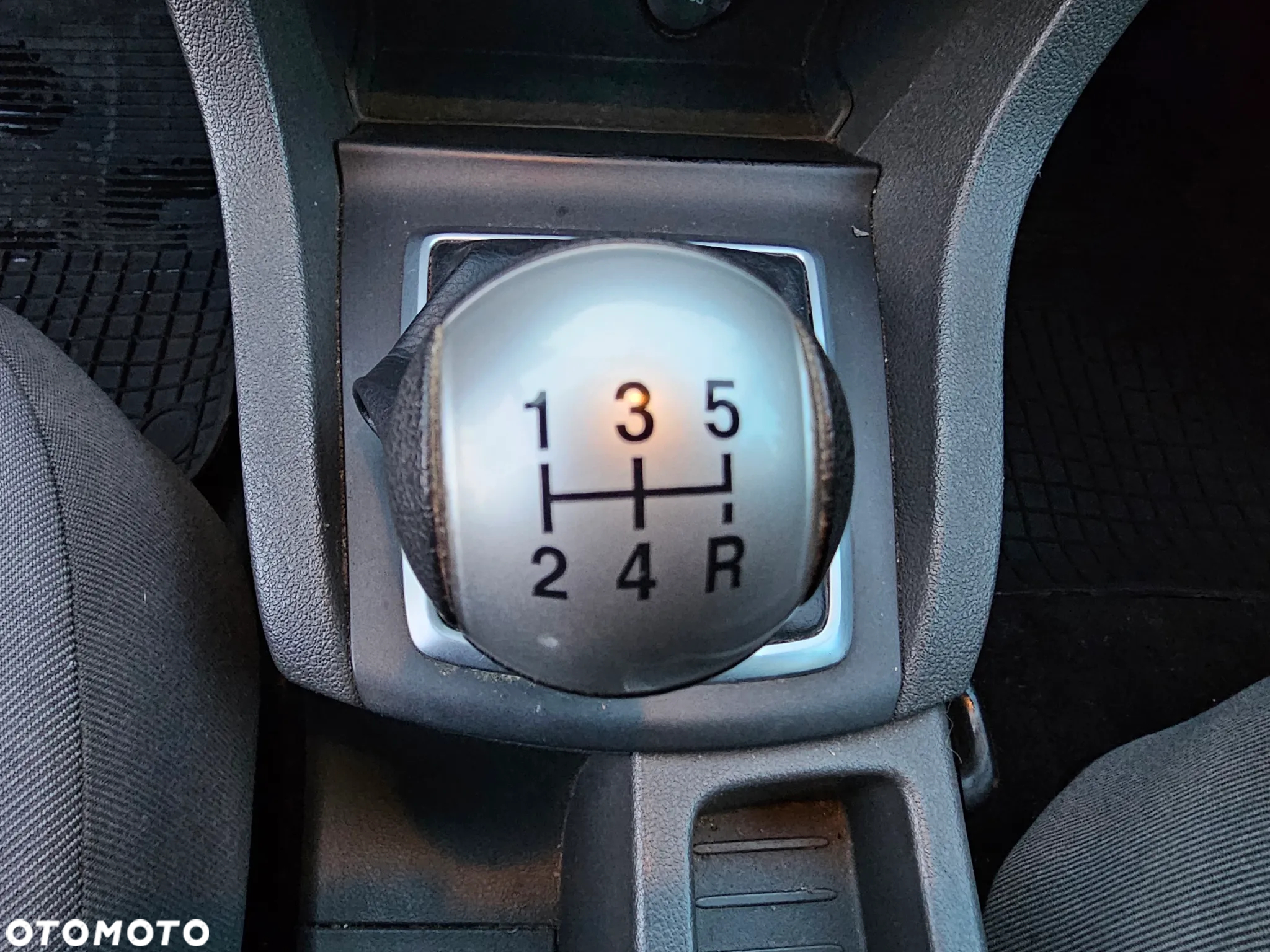 Ford Focus - 34