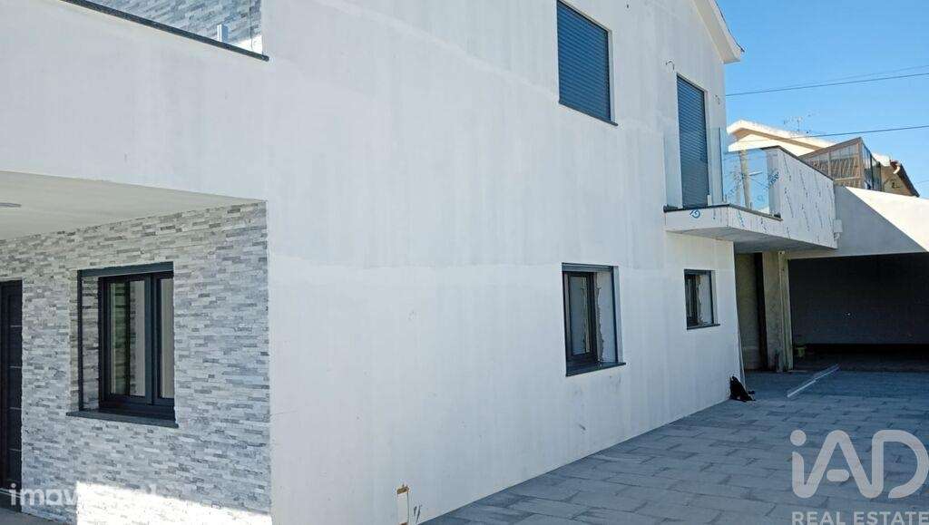 Casa / Villa T3 em Tomar e Santa Maria dos Olivais - Grande imagem: 2/40