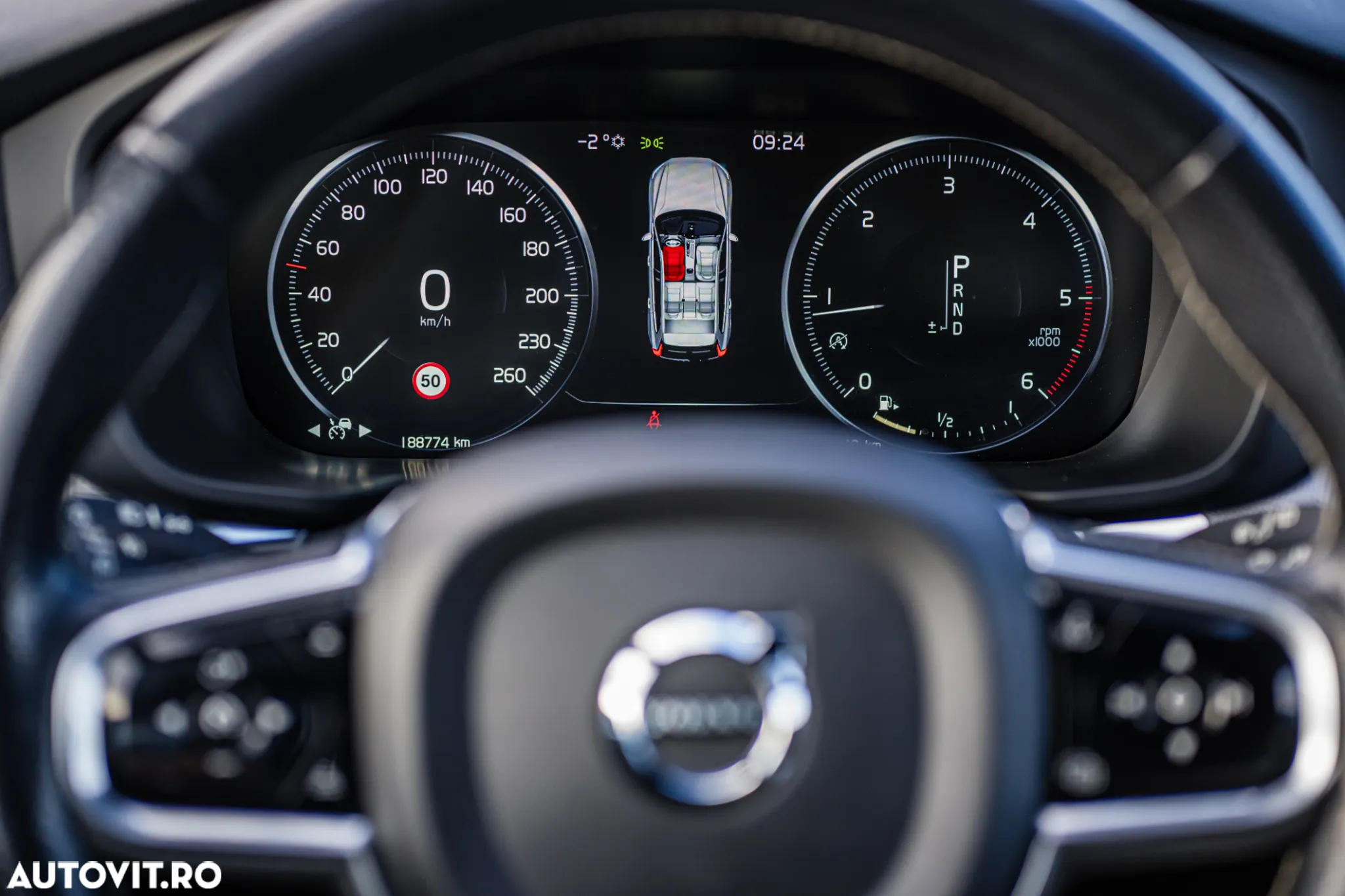 Volvo XC 60 D4 AWD Geartronic RDesign - 13