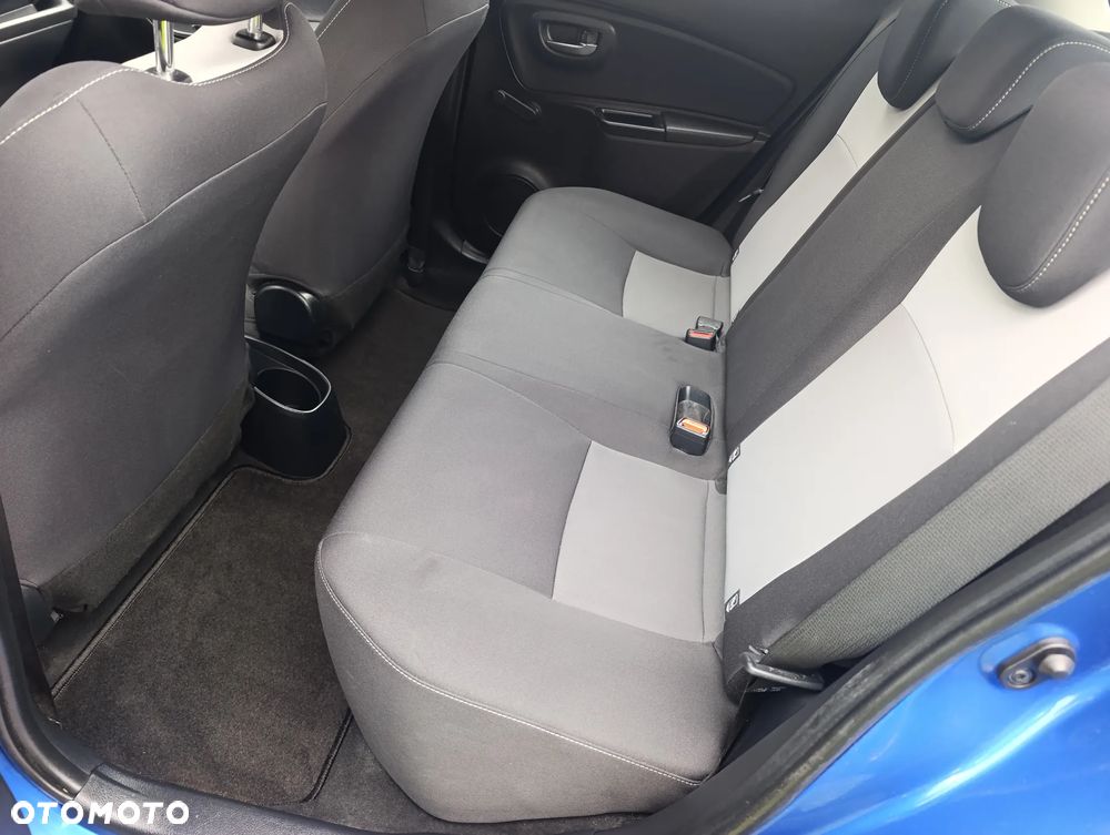 Toyota Yaris - 15