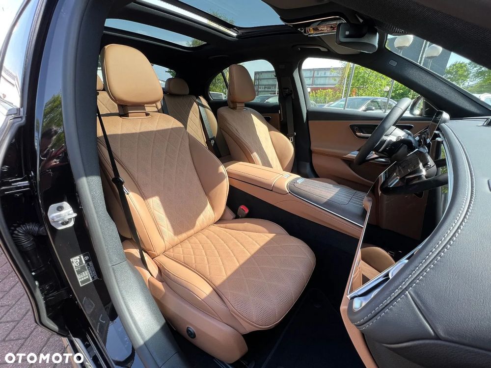 Mercedes-Benz Klasa E 220 d 4-Matic AMG - 37