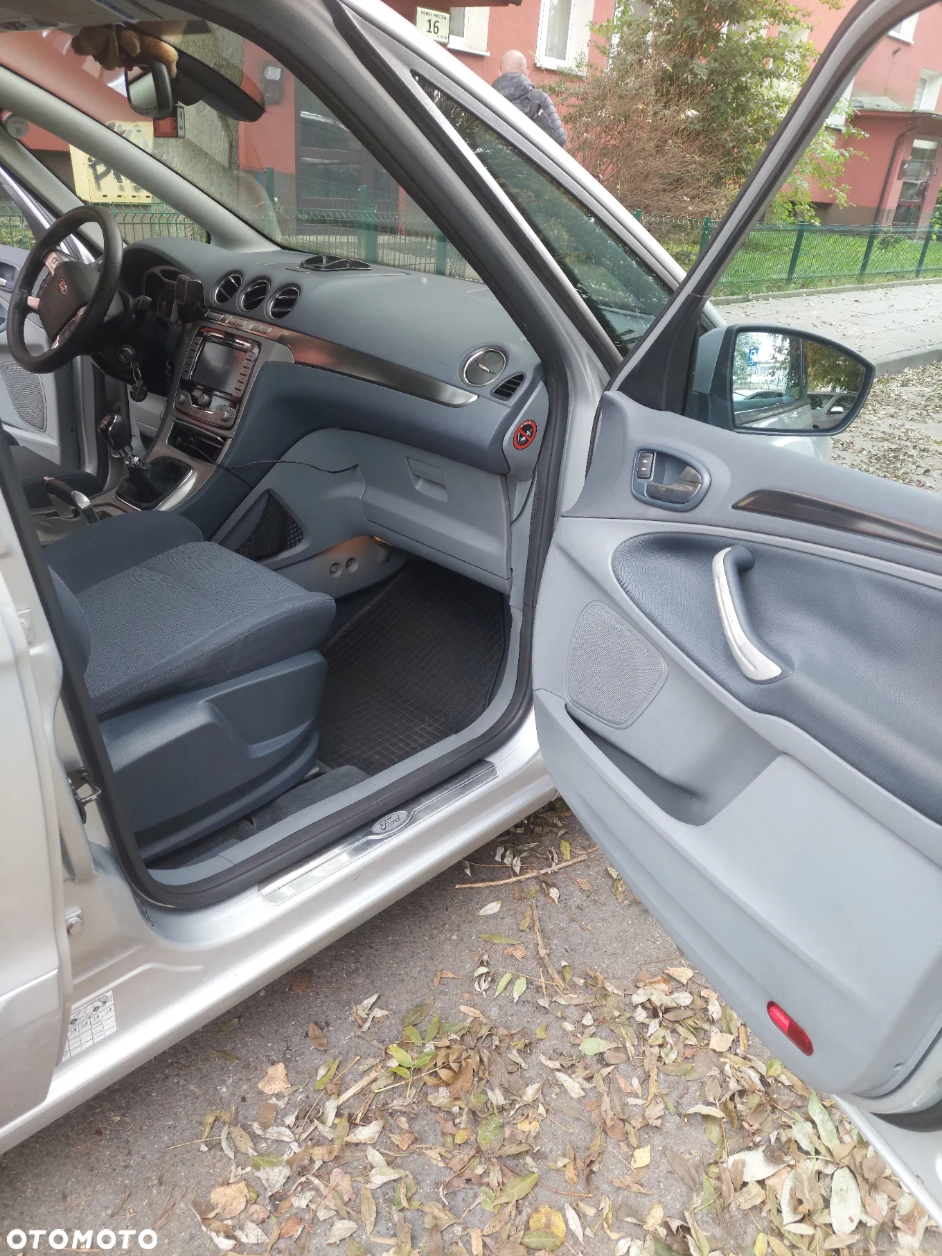 Ford S-Max 2.0 TDCi DPF Titanium - 10