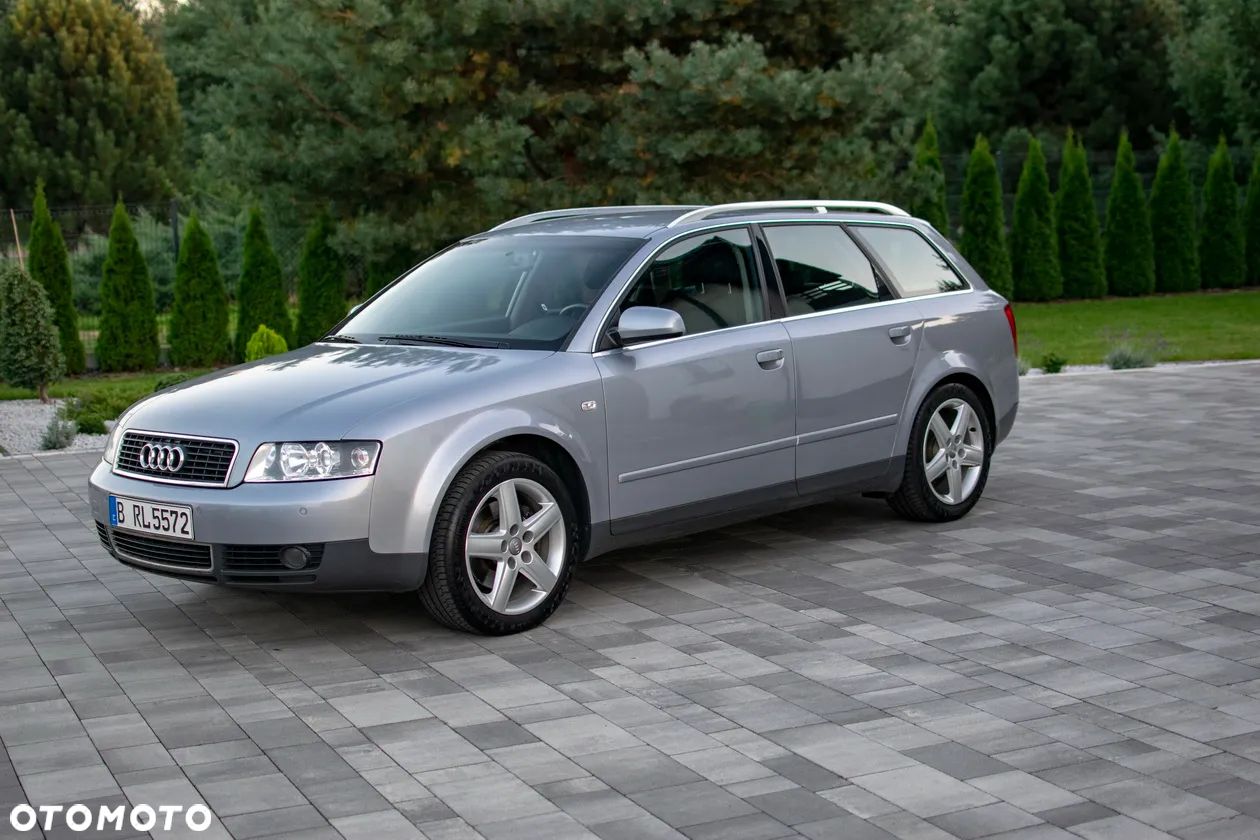 Audi A4 - 1
