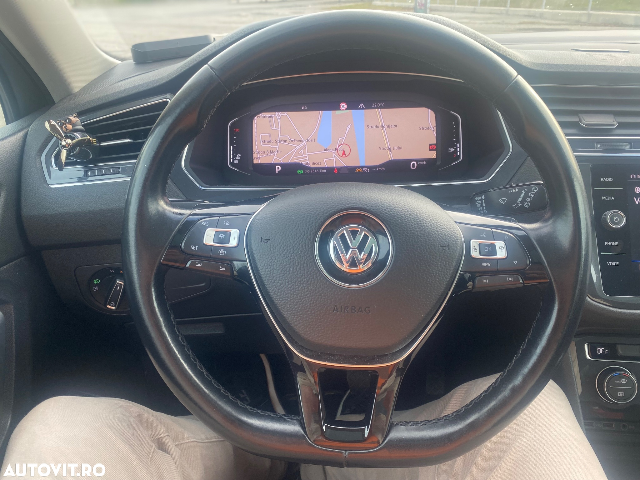Volkswagen Tiguan Allspace 2.0 TDI DSG R-Line - 14
