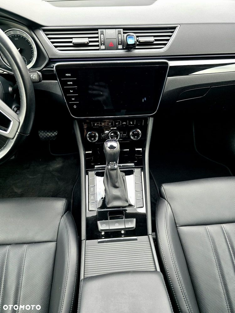 Skoda Superb 2.0 TDI L&K DSG - 10