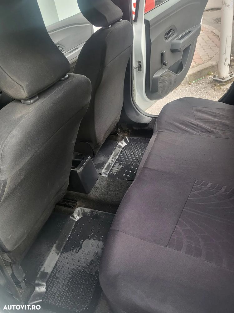 Dacia Logan ECO-G 100 Essential - 5