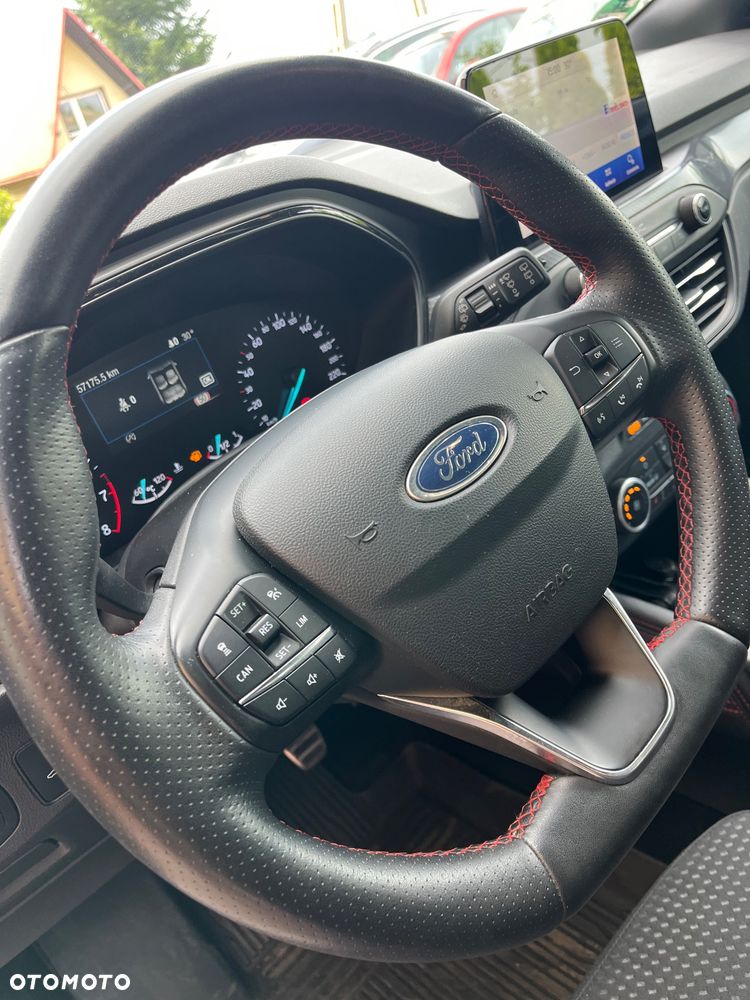 Ford Focus 1.5 EcoBoost ST-Line - 17