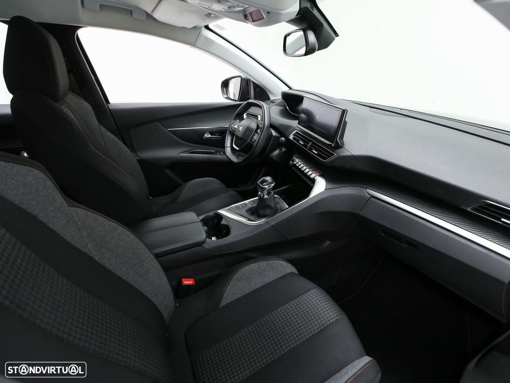 Peugeot 3008 1.5 BlueHDi Active - 9