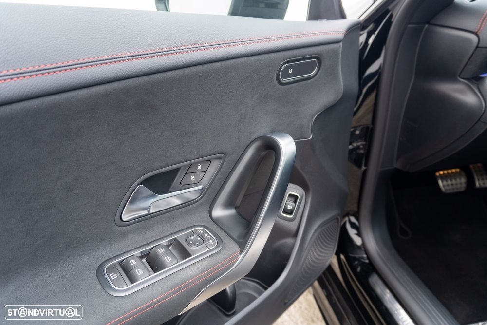 Mercedes-Benz CLA 180 7G-DCT Edition AMG Line - 19