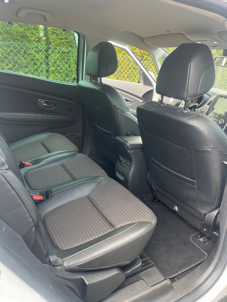 Renault Grand Scenic Gr 1.5 dCi Energy Bose EU6 - 27
