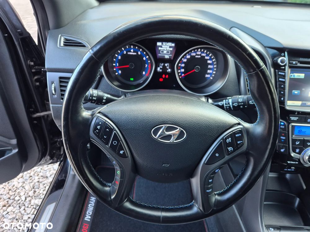 Hyundai i30 blue Kombi 1.6 GDi Passion - 27