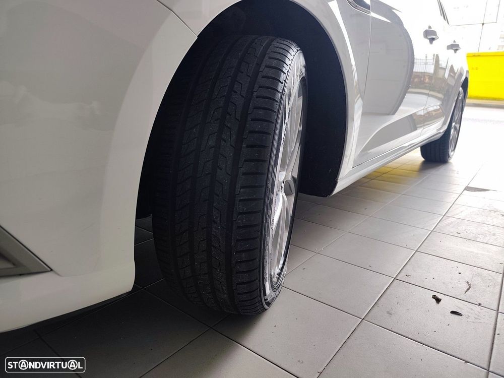 Renault Mégane Sport Tourer 1.5 dCi GT Line - 8