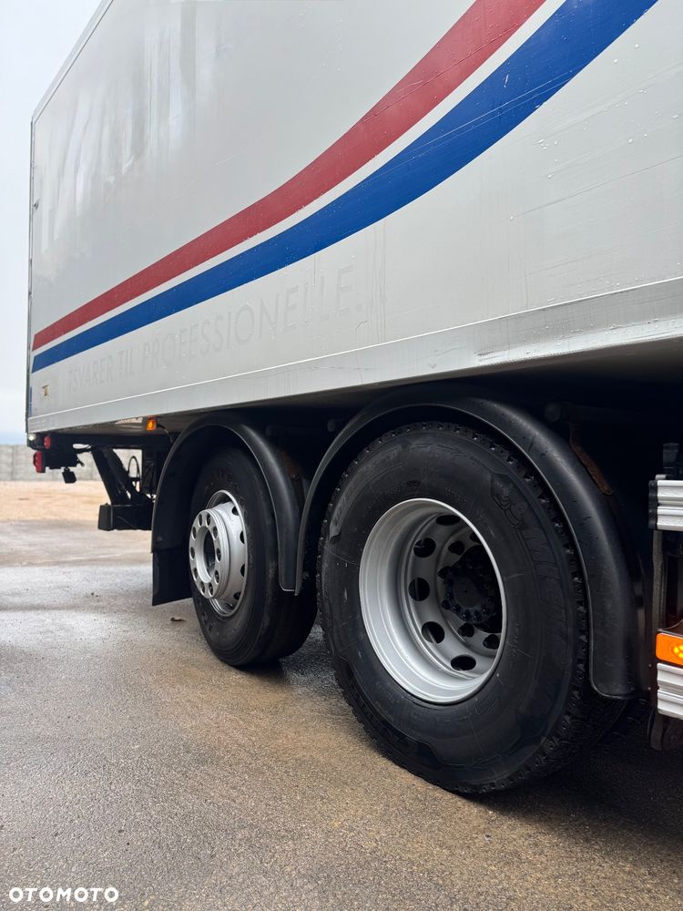 Volvo FM 330/ACC/ Euro6 /CHŁODNIA / DŁUGOŚĆ 12M /24 EURO PALET/ - 29