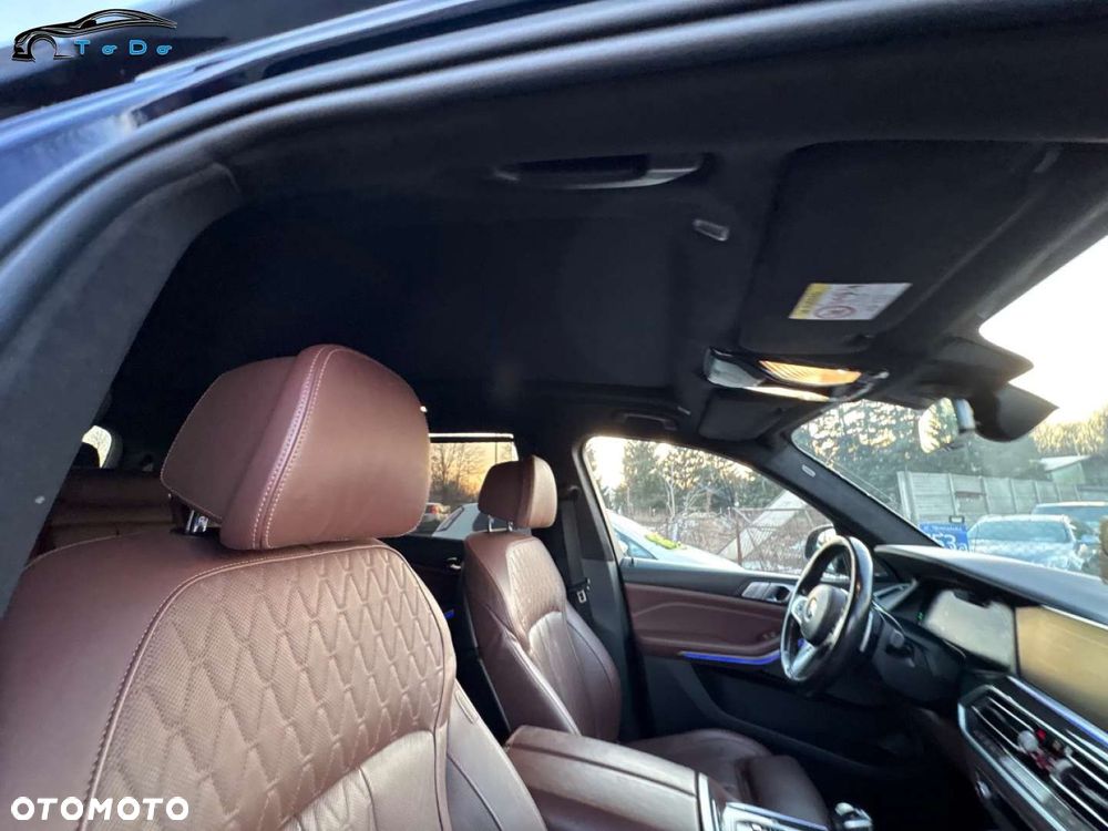 BMW X7 M50i sport - 39