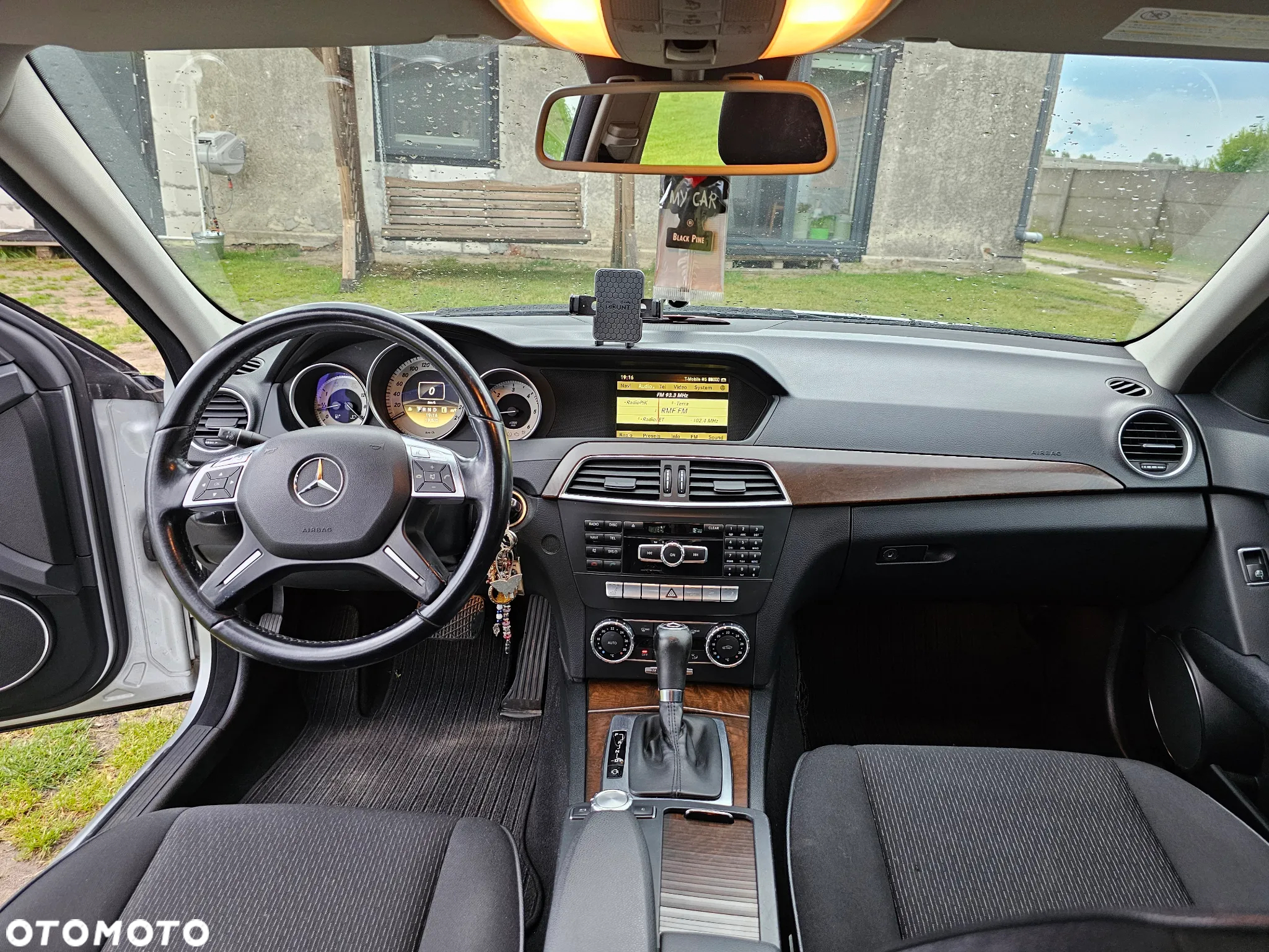 Mercedes-Benz Klasa C 200 T CDI DPF Automatik BlueEFFICIENCY Elegance - 12