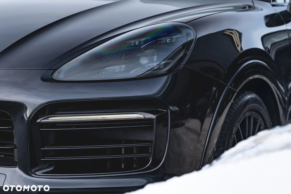Porsche Cayenne Platinum Edition - 13