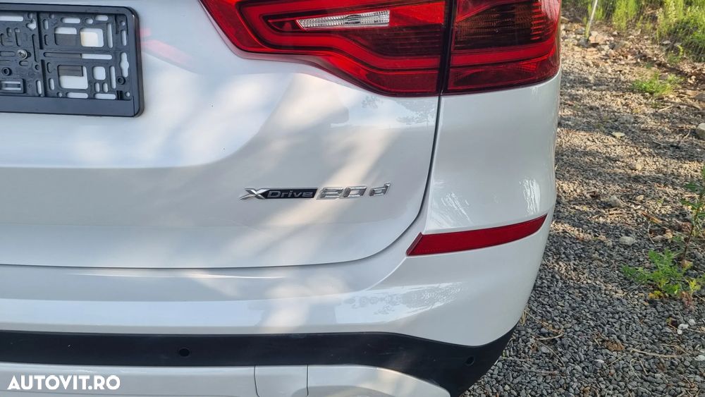 BMW X3 xDrive20d AT MHEV - 32