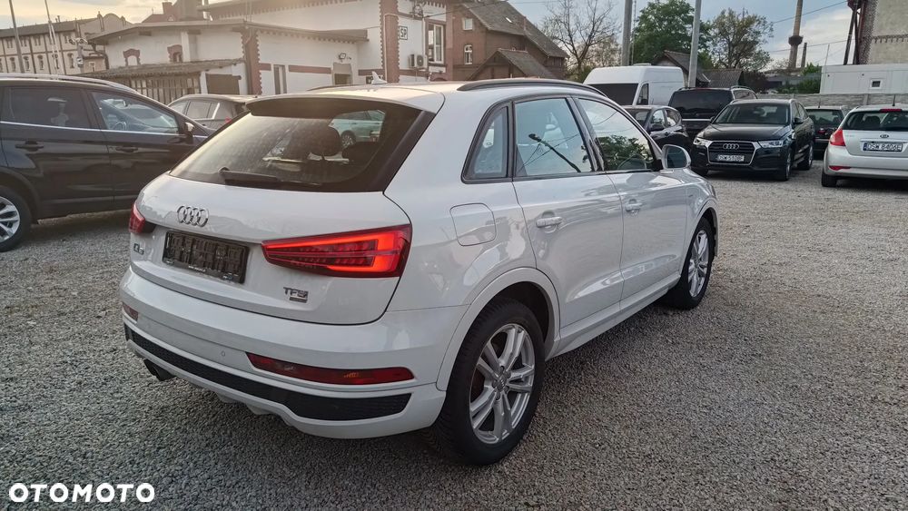 Audi Q3 1.4 TFSI Edycja Specjalna - 4