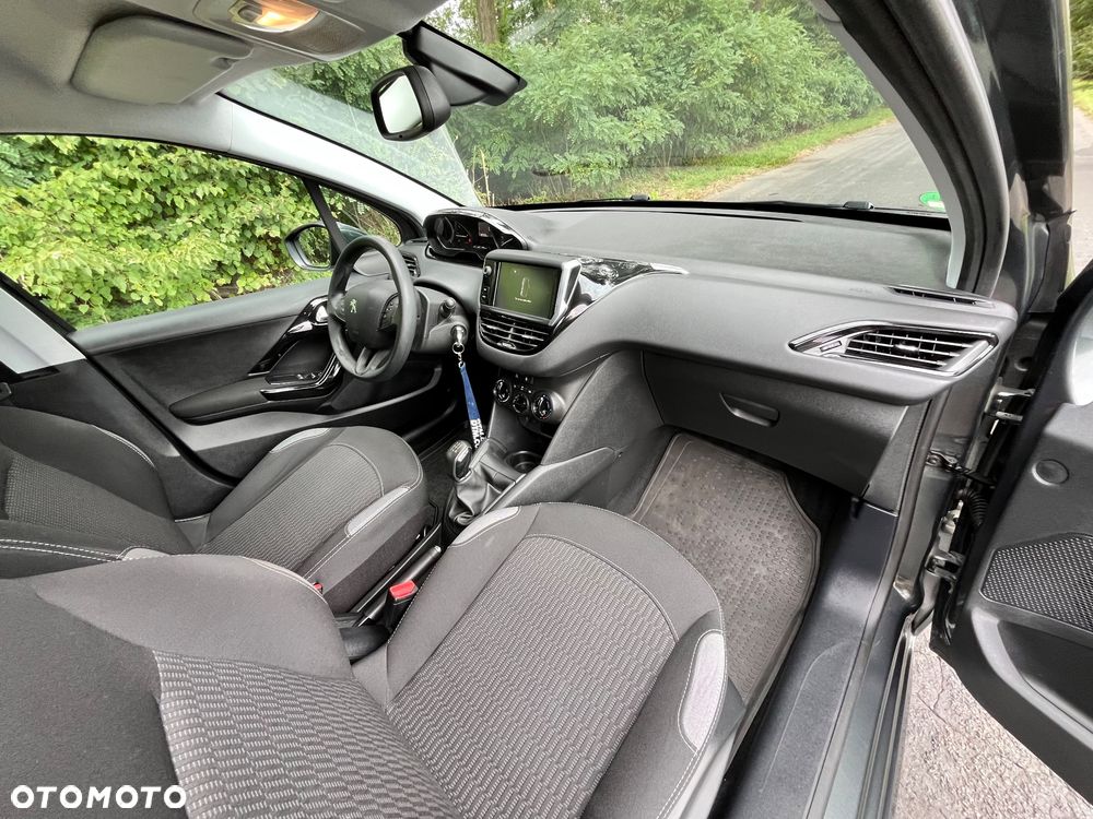 Peugeot 208 PureTech 82 Active - 15