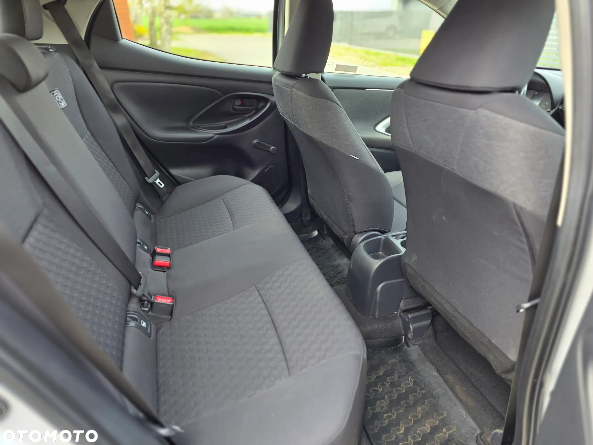 Toyota Yaris - 20