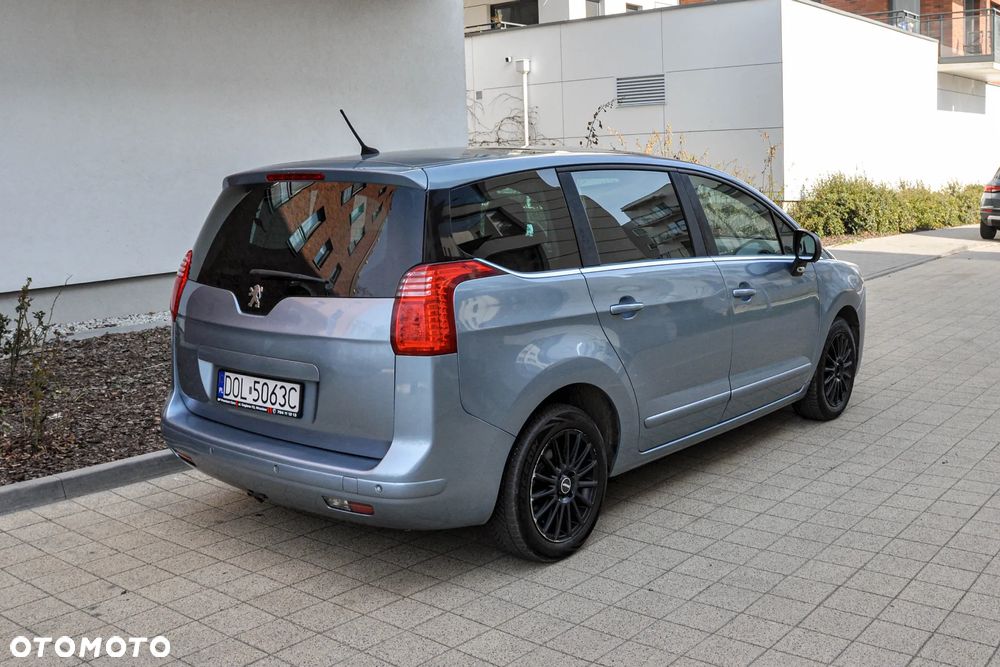 Peugeot 5008 - 4