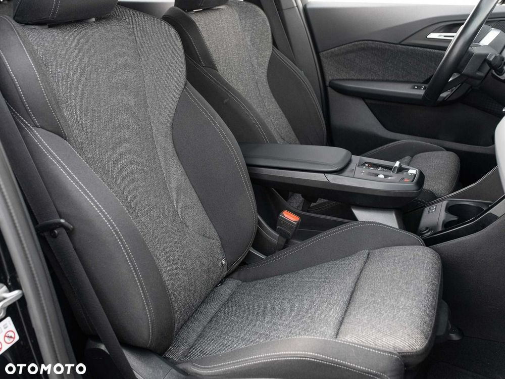 BMW X1 sDrive18d - 33
