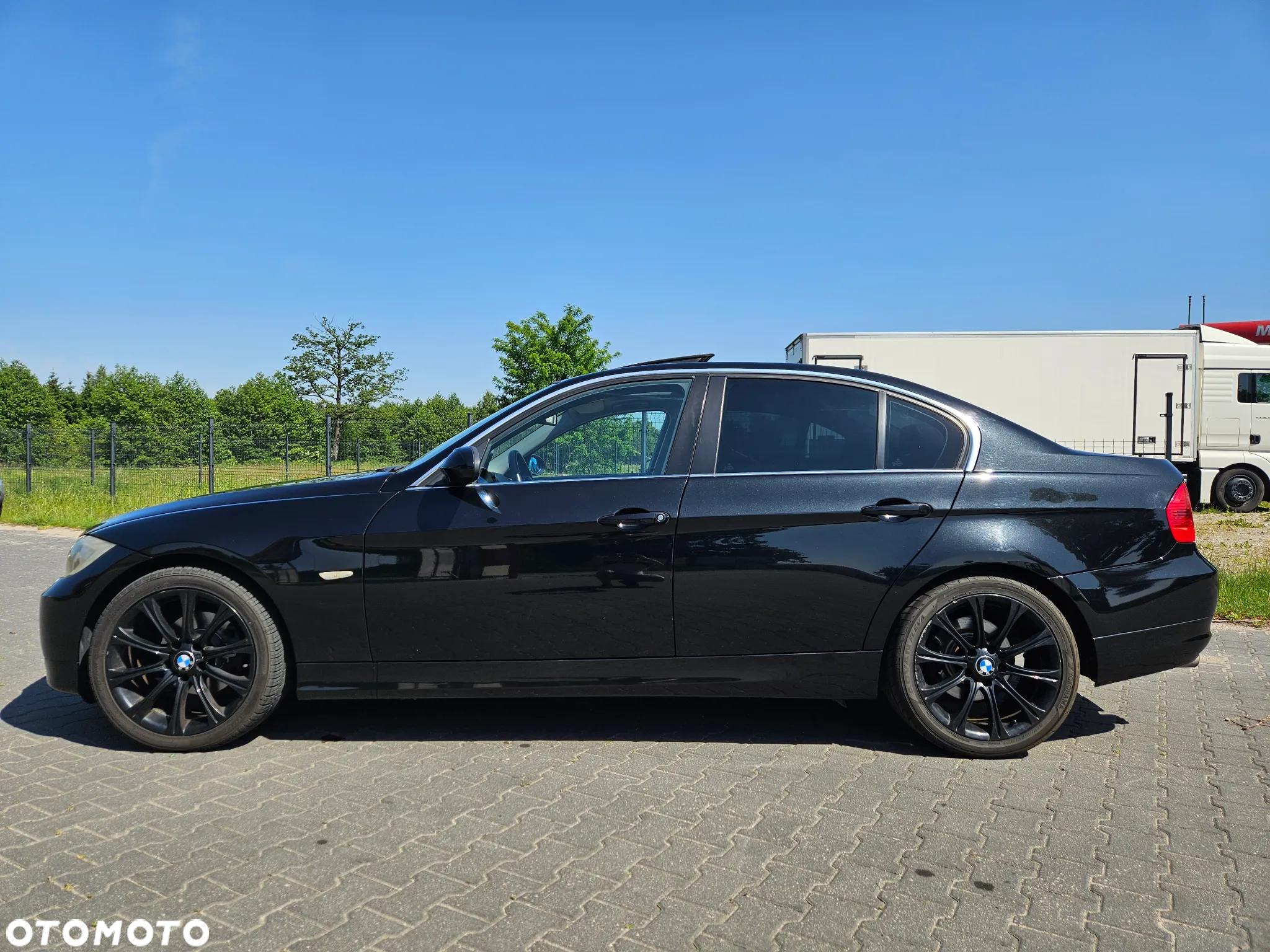 BMW Seria 3 320i - 5