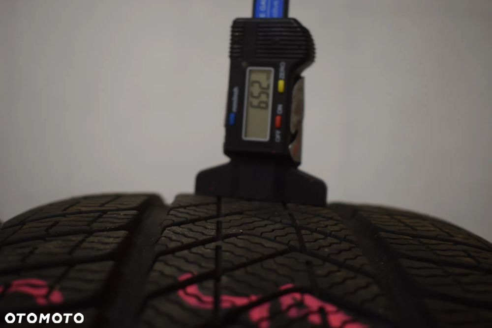 R18 245/45 Pirelli Sottozero 3 Seal Inside Cena za parę - 4