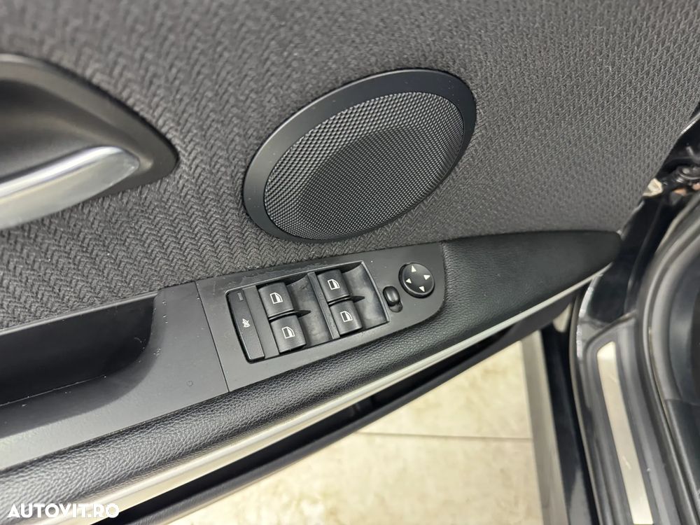 BMW 3 Series 2010 — imagine 20