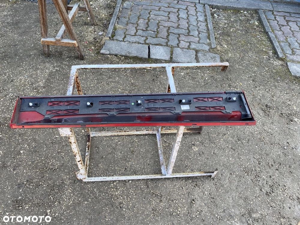 LISTWA PRAWA NA PRZEDNIE DRZWI SEAT ATECA FR 575854940E - 3