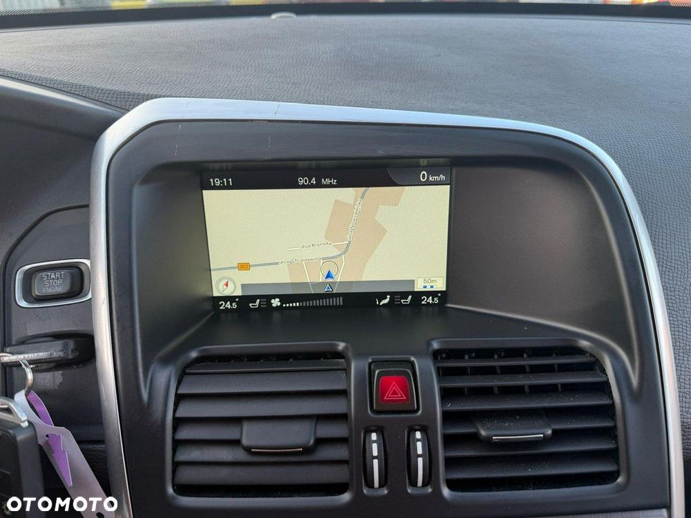Volvo XC 60 - 22