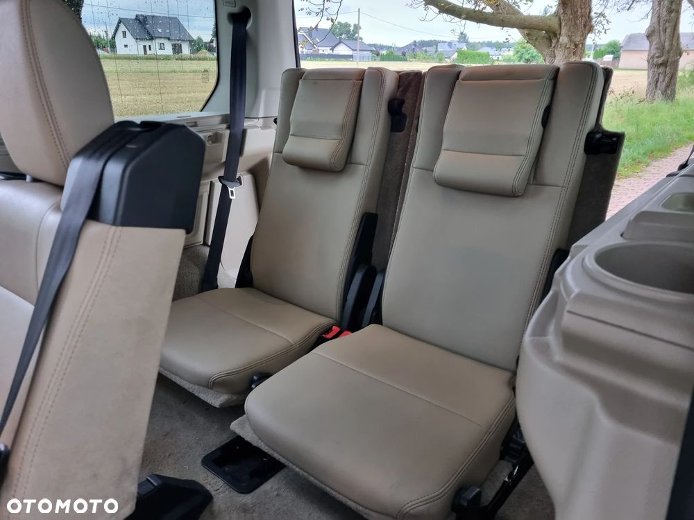 Land Rover Discovery 3.0 Si6 HSE Luxury - 31