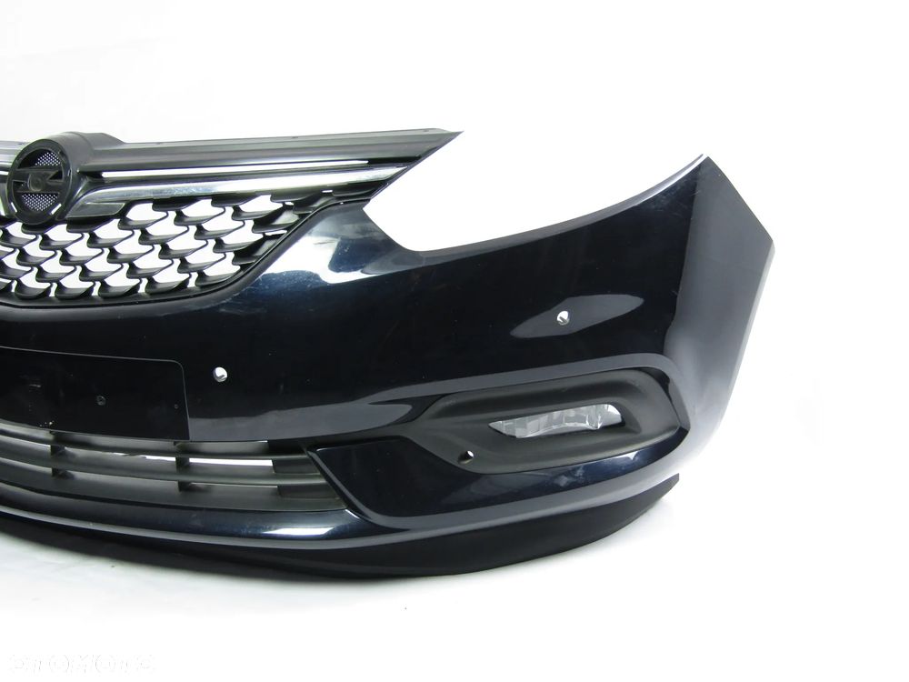 Zderzak przedni Opel Zafira C FL 16 - 19  Pdc-4  + Atrapa Kod lakieru 22X - 11