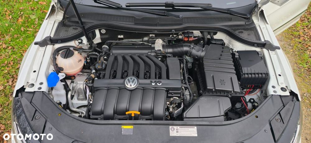 Volkswagen CC 3.6 V6 4Motion DSG - 21
