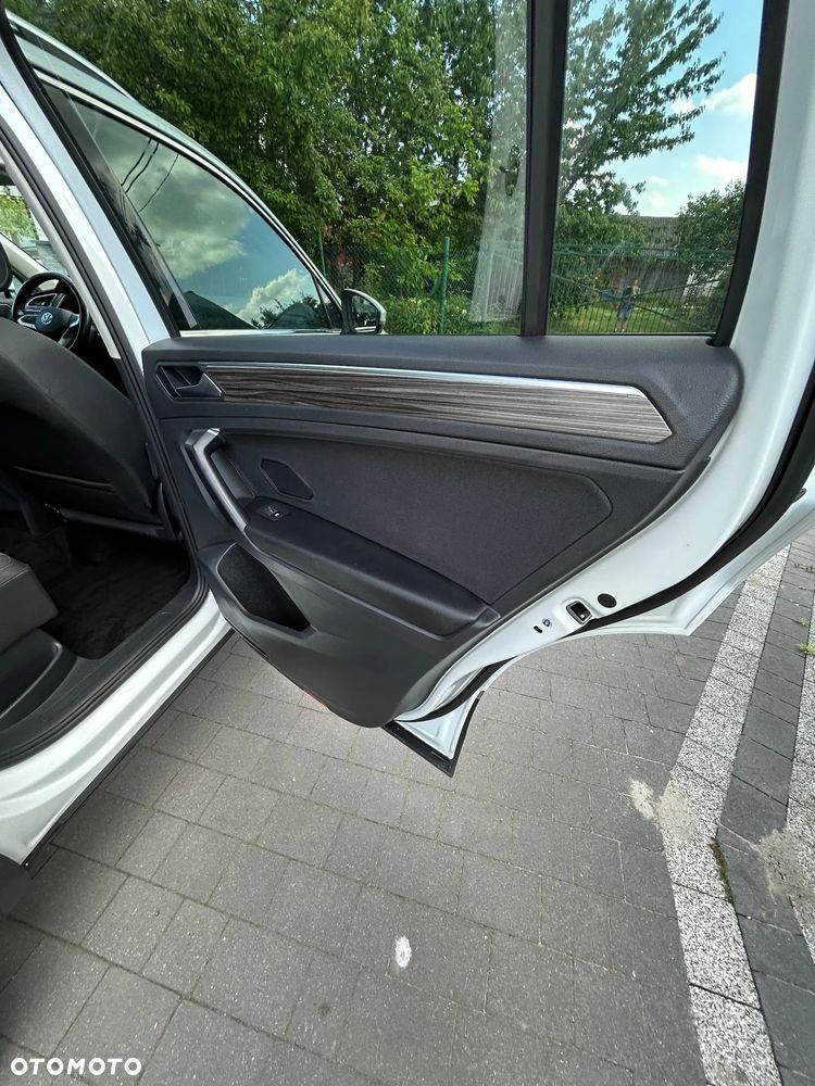 Volkswagen Tiguan Allspace 2.0 TDI SCR 4Motion DSG Elegance - 18