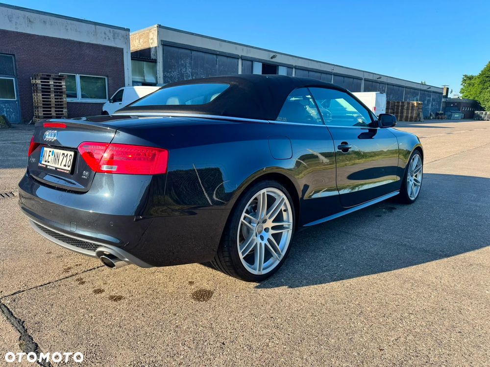 Audi A5 Cabrio - 11