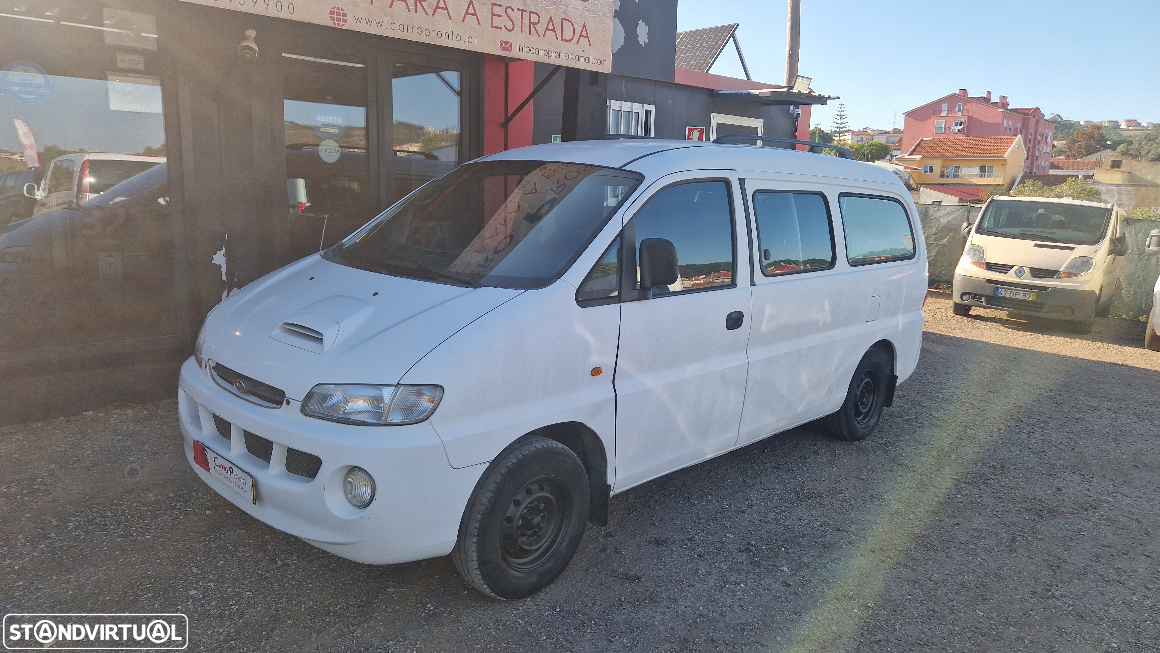 Hyundai H-1 Starex - 2