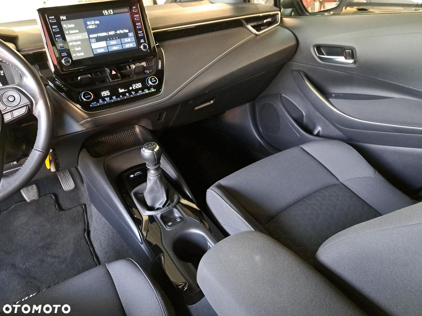 Toyota Corolla 1.2 T Comfort - 25