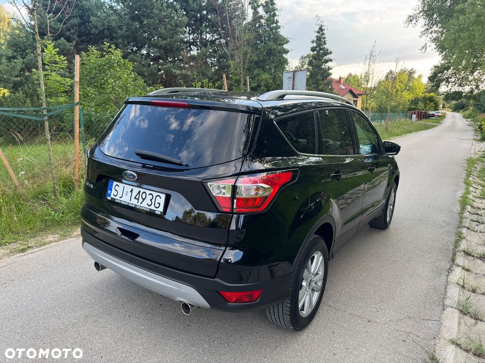 Ford Kuga 1.5 EcoBoost 2x4 Titanium - 10