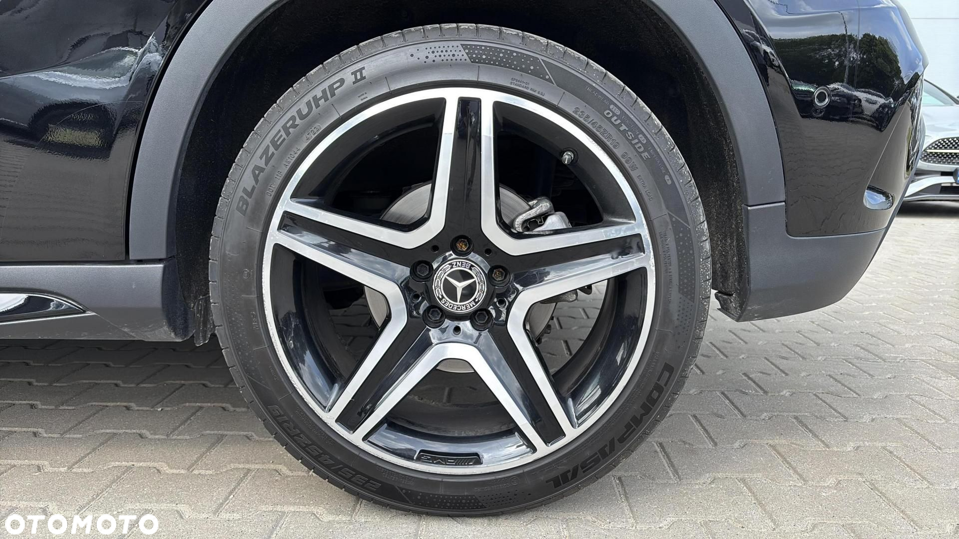 Mercedes-Benz GLA - 20