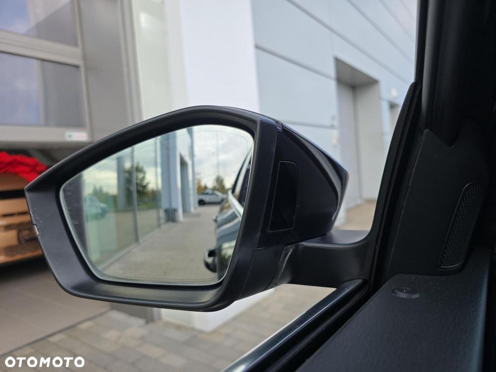 Skoda Superb 2.0 TDI Ambition DSG - 17