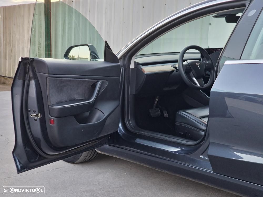 Tesla Model 3 Performance Dual Motor AWD - 14