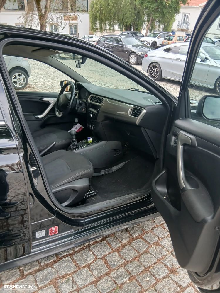 Peugeot 1007 - 10